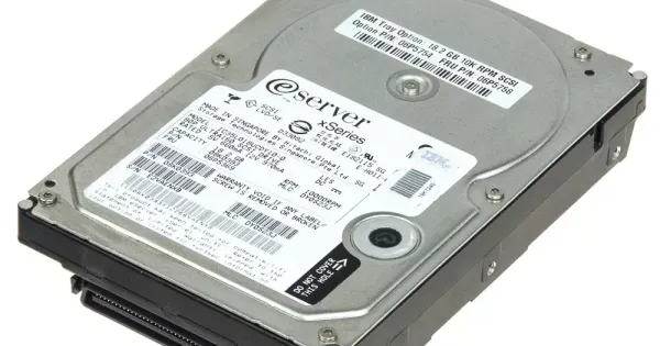 IBM 36GB 10K RPM 3.5 Inch SP SCSI Hard Disk Drive - IC35L036UCDY10