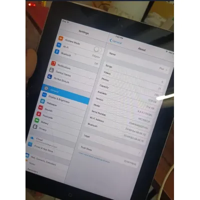 APPLE IPAD 2 ONLY TOUCH AND SPEAKER DAMAGE. BATTERY BACKUP no return