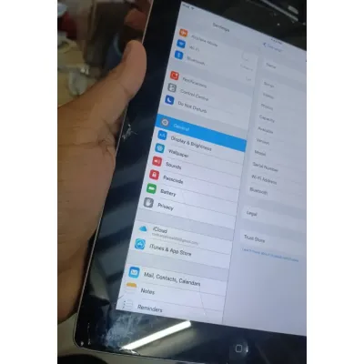 APPLE IPAD 2 ONLY TOUCH AND SPEAKER DAMAGE. BATTERY BACKUP no return