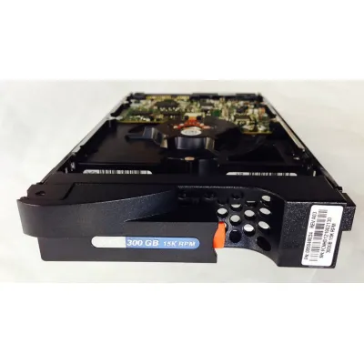 EMC AX-SS15-300 300gb 15k sas 3.5in 3gb hard disk