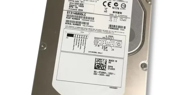 Dell 147GB 15K RPM SCSI 3.5inch 80 Pin Hard Disk 0TU963 ST3146855LC