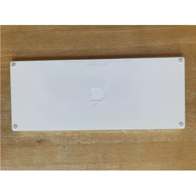Apple Magic Keyboard 2 Rechargeable Wireless Bluetooth Model A1644 Less Used excellent Condition