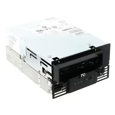 Certance LTO 1 SCSI Loader tape Drive TC6100-122