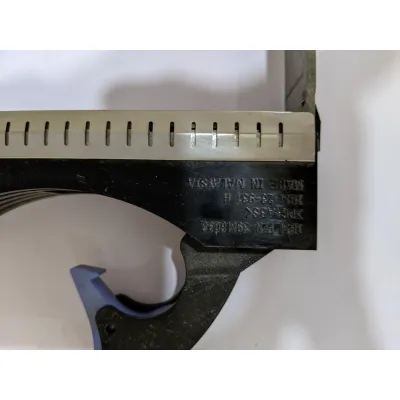 IBM 49Y1835 Hard Disk Drive Caddy DS3500 DS3512 DS5000 DS4700 DS4800 SAS SATA 3.5'' HDD Tray 2726493 with 4 Screws ( Grade A Like New)