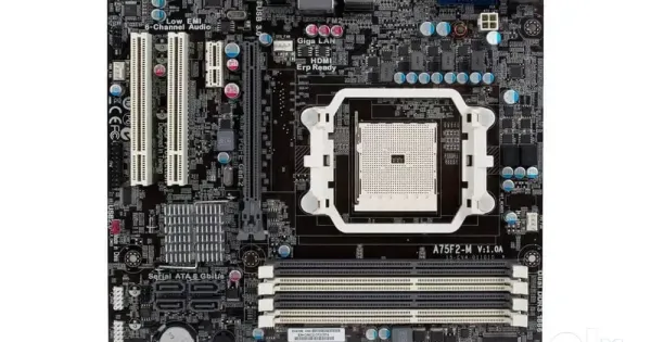 ECS A75F2-M2・送料無料 HOW TO REPAIR PROCESSER NOT WORKING ECS A75F2-M2 AMD DESKTOP