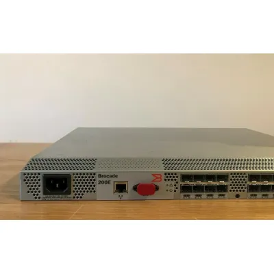 Brocade Silkworm 200E Fibre Channel Switch With License