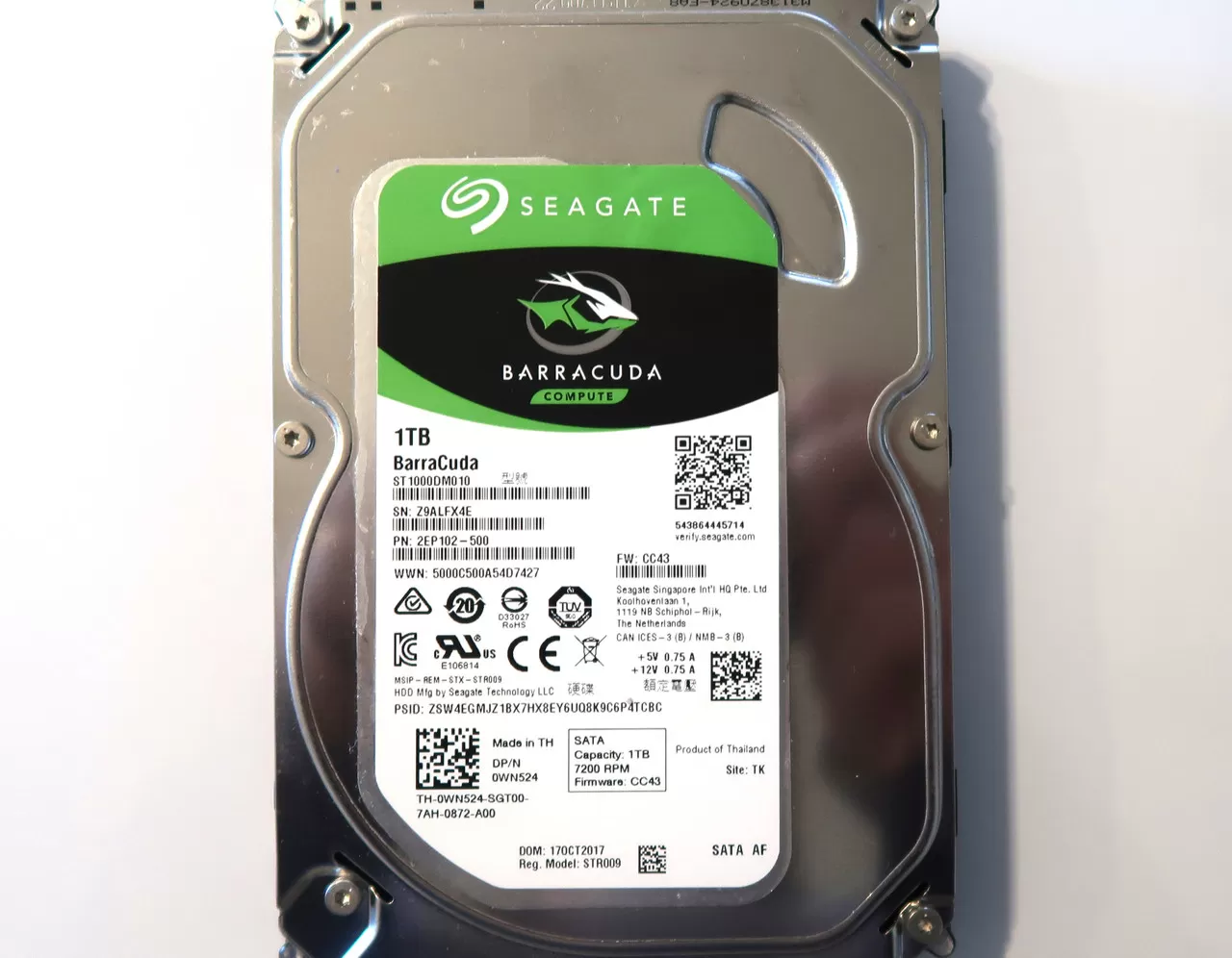 Seagate ST1000DM010 P/N: 2EP102-500 F/W: CC43 TK Z9A 1TB